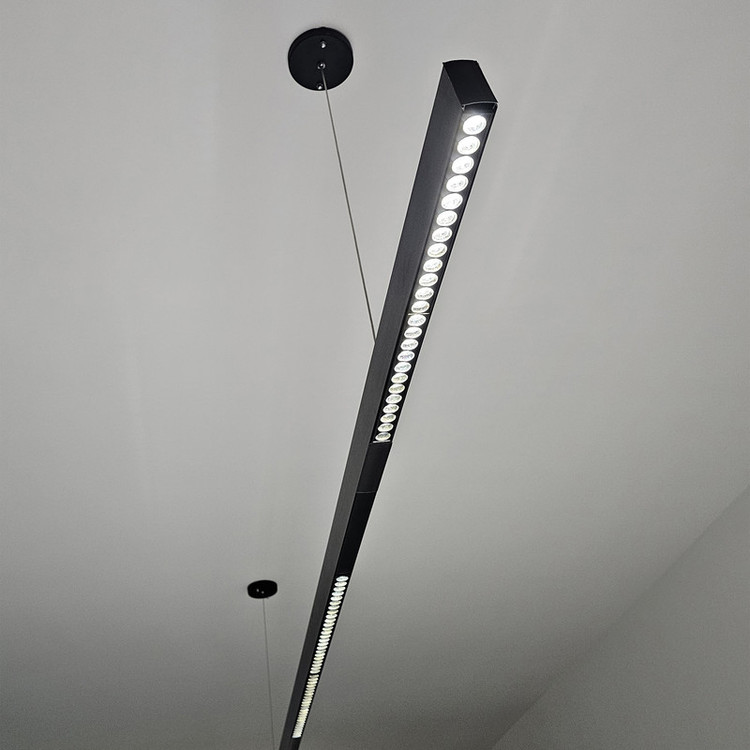 چراغ خطی نقطه ای مگنتی ریلی 18 وات برند موگن کد YY-GS-18W